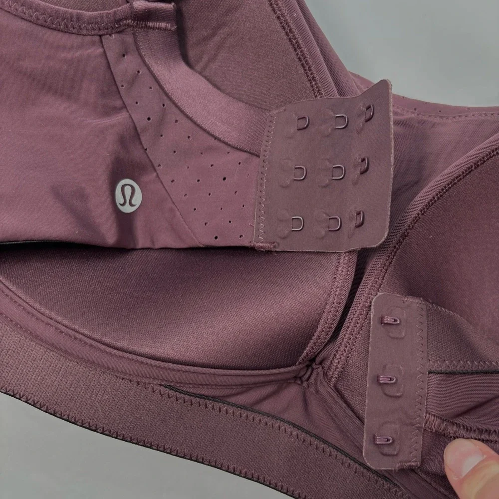 Lululemon Women 32E Run Times Bra High Support Adj Plum Burgundy Activewear Gym